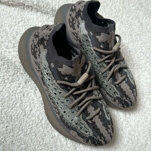 Yeezy shoes
